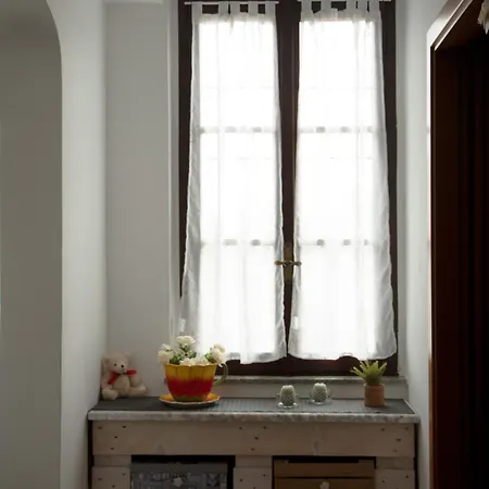 Appartement Tinas Yellow Leggiuno