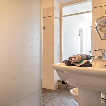 Appartement Tinas Yellow *